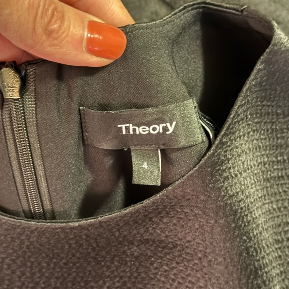 Theory Dress - Picture 4 of 5